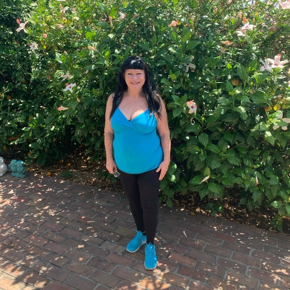 Meet your posher - Picture 4 of 16